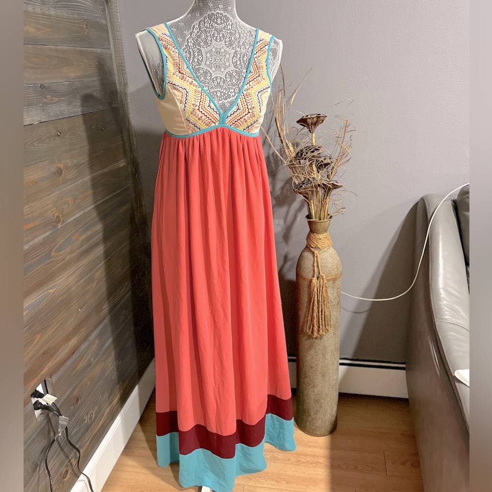 NWOT Margo & Sebastian Embroidered Boho Maxi Dress XS Deep V neck